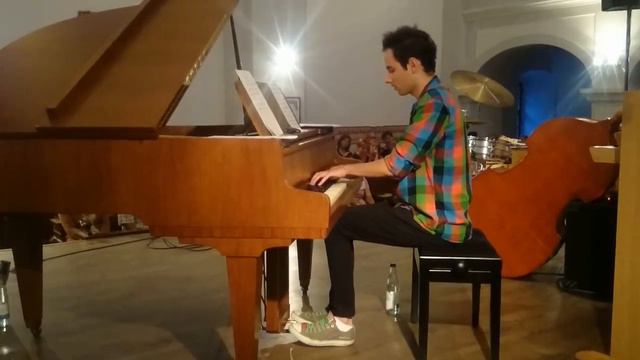 Peter Bence - Bad/Smooth Criminal Alternate Intro Live смотреть онлайн