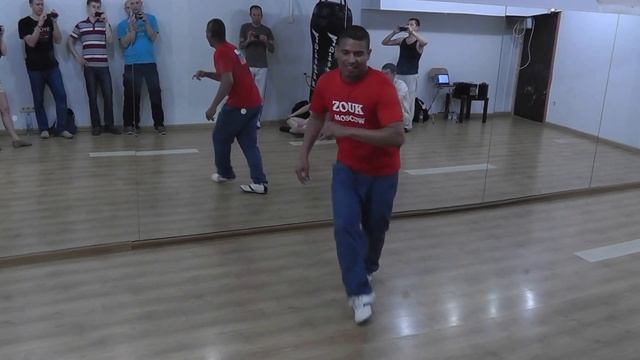Moscow Zouk Congress 2013 - Luciano - Zouk Steps Men Style смотреть онлайн