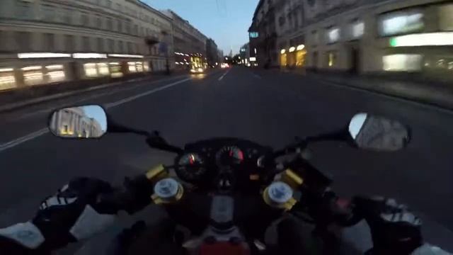 Без глушителя на мото по невскому в 5 утра 720p смотреть онлайн