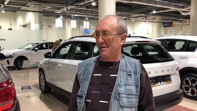 Василий Михайлович остался доволен выбором и обслуживанием в автосалоне Автономия смотреть онлайн