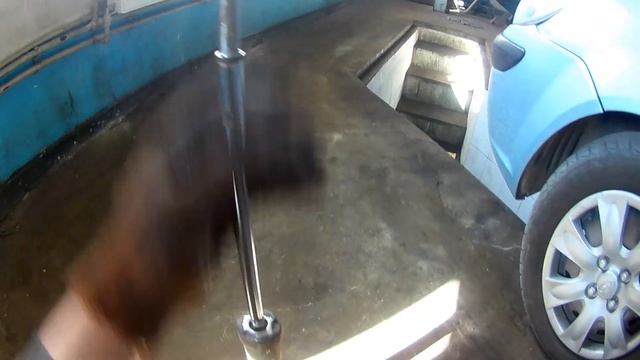 Hyundai Getz замена задних амортизаторов