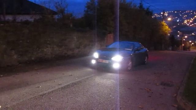 Hyundai Coupe 2.0 -palenie gumy;) смотреть онлайн