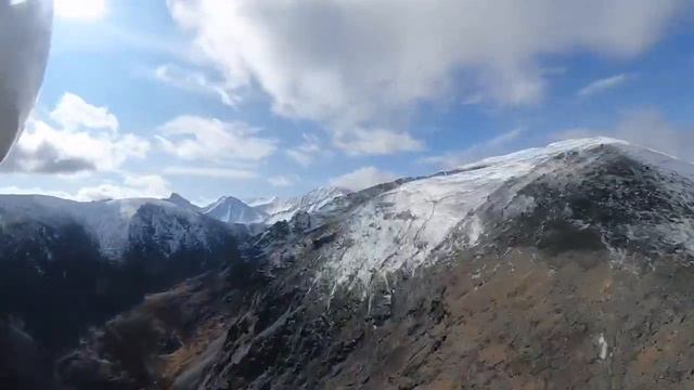 Полет на гору Белуха смотреть онлайн
