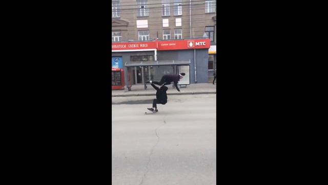 разбил лицо/сломал руку смотреть онлайн