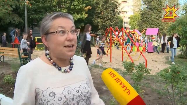 В столице Чувашии преображаются школьные дворы. смотреть онлайн