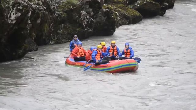 Сплав река Белая. Вход в гранитный каньон. смотреть онлайн
