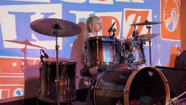 Настюша Бес. Lumen - Сид и Ненси drum cover смотреть онлайн