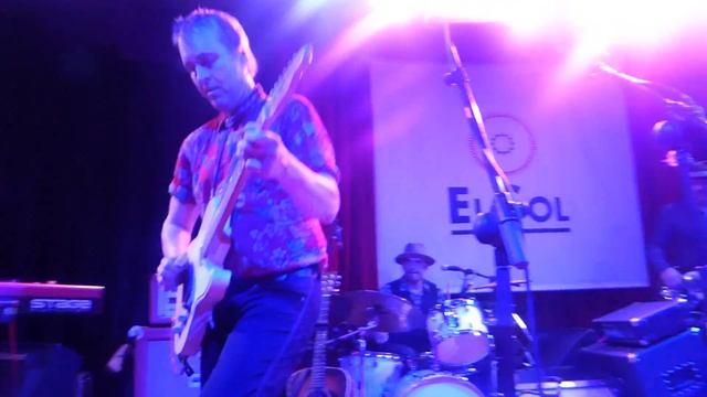 Chuck Prophet @ Shake Some Action (Cover The Flamin’ Groovies) Sala El Sol Madrid смотреть онлайн