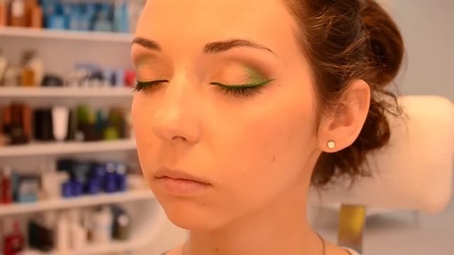 Оригинальные идеи макияжа: Яркие стрелки - Original ideas makeup: Bright arrows смотреть онлайн