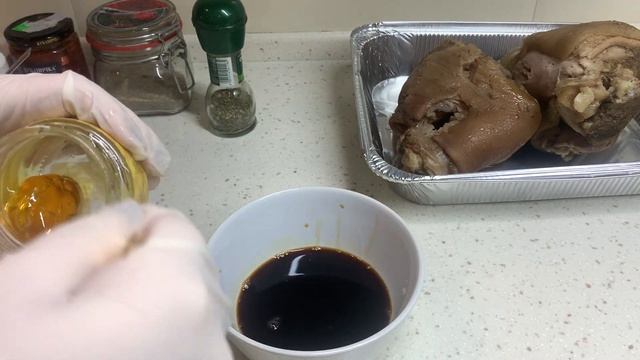 Рецепт вкусной свиной рульки. Как приготовить рульку просто и вкусно. Кулинария смотреть онлайн