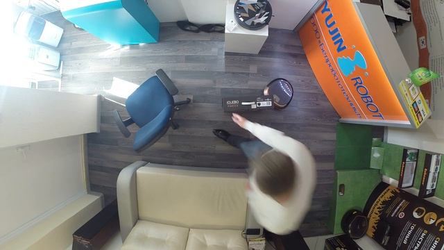 Тест-обзор ICLEBO Omega, работа в сверх заставленном помещении. смотреть онлайн