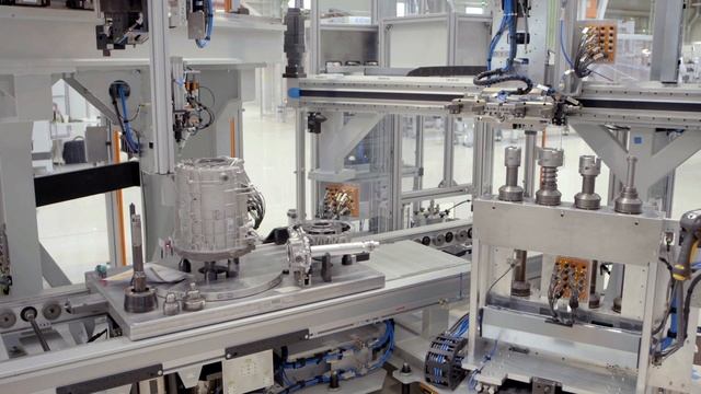 Electric Engine FACTORY - HOW IT'S MADE Audi e-tron Motor смотреть онлайн