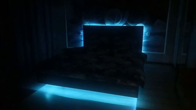 Парящая кровать с подсветкой в стиле Loft смотреть онлайн
