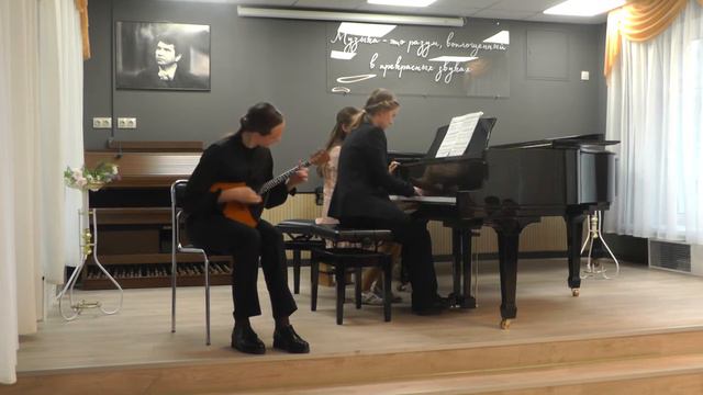 М. Блантер “Катюша“. Попова Анна, 17 лет, 2 курс колледжа смотреть онлайн