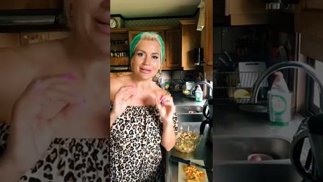 Помощник женскому организму смотреть онлайн