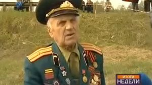 Псковские поисковики подняли из болота танк