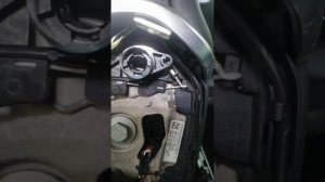Снятие подушки руля BMW X3 2020 года  Airbag BMW X3 2020