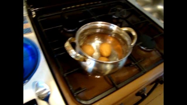 Куриные яйца или как сварить яйца правильно смотреть онлайн