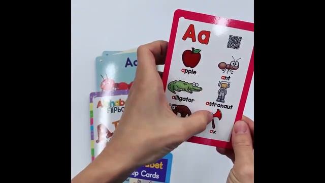 АНГЛИЙСКИЙ АЛФАВИТ карточки и плакат с буквами и словами с озвучкой аудиоручкой на английском языке смотреть онлайн