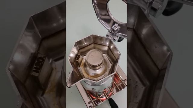 Bialetti Brikka смотреть онлайн