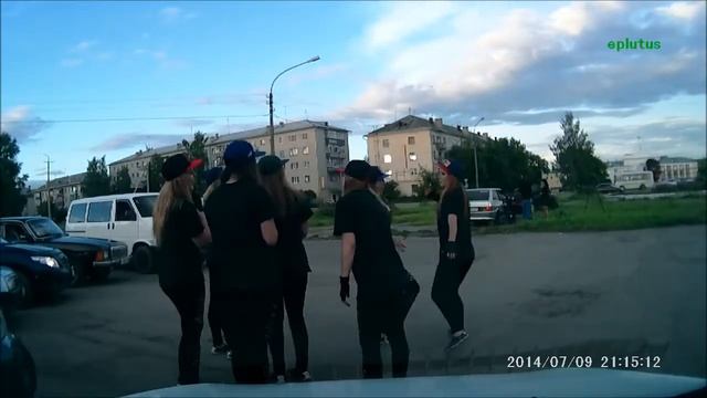 Танцы у клуба А3 смотреть онлайн