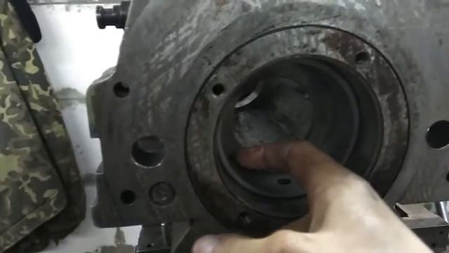 Система смазки шпиндельной бабки фрезера Комунарас 676 смотреть онлайн