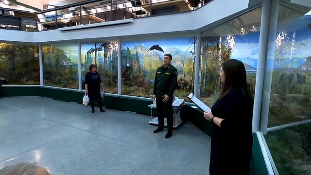 Старинная ИЗБА ЛЕСНИКА. КАБАН ПРОТИВ ВОЛКА. БУРЫЙ МЕДВЕДЬ / Музей Леса по Красноярскому краю. смотреть онлайн