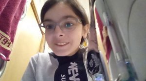 VID_20230404_194404.mp4