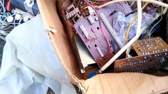 Очередной сталк за электроникой в гараж к другу. смотреть онлайн