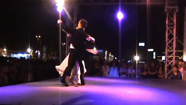 Dubai Shopping Festival 2012-Art Of Dance Serbia-Hijo de la luna(Becki valcer) смотреть онлайн