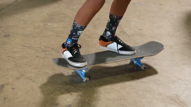 ROBOTIC OMNIDIRECTIONAL WHEELS GAME OF SKATE! смотреть онлайн