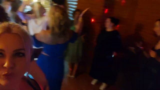 Юбилей подруги! Едем на дачу к другу! смотреть онлайн