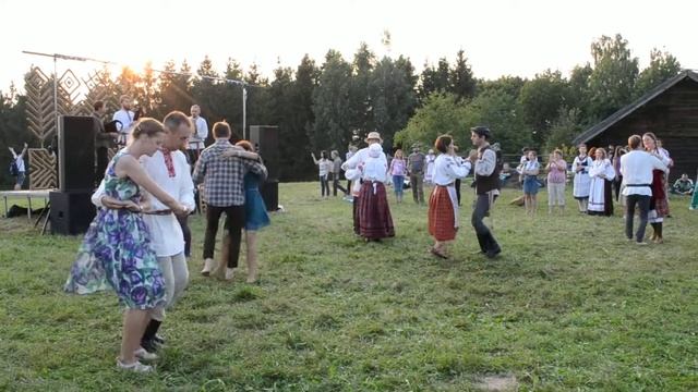 С. Чубрык, А. Бельскі, Я. Барышнікаў - Полька Слаўчыка смотреть онлайн