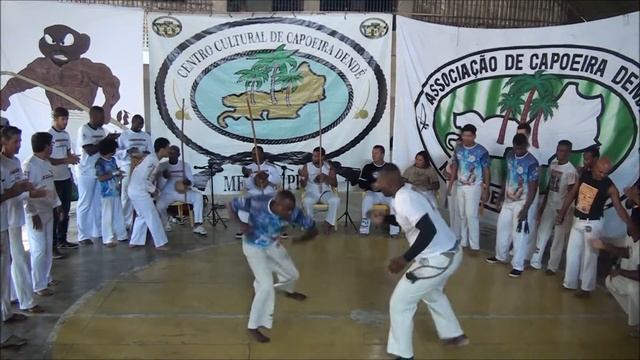 CENTRO CULTURAL DE CAPOEIRA DENDÊ смотреть онлайн