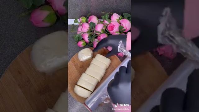 КАК ХРАНИТЬ СЫР, ЧТО Б НЕ ПОРТИЛСЯ ? смотреть онлайн