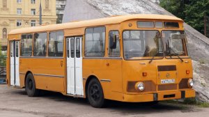 ЛиАЗ-677 модель из бумаги