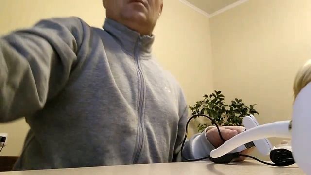 Распаковка N8. Лампа на прищепке смотреть онлайн