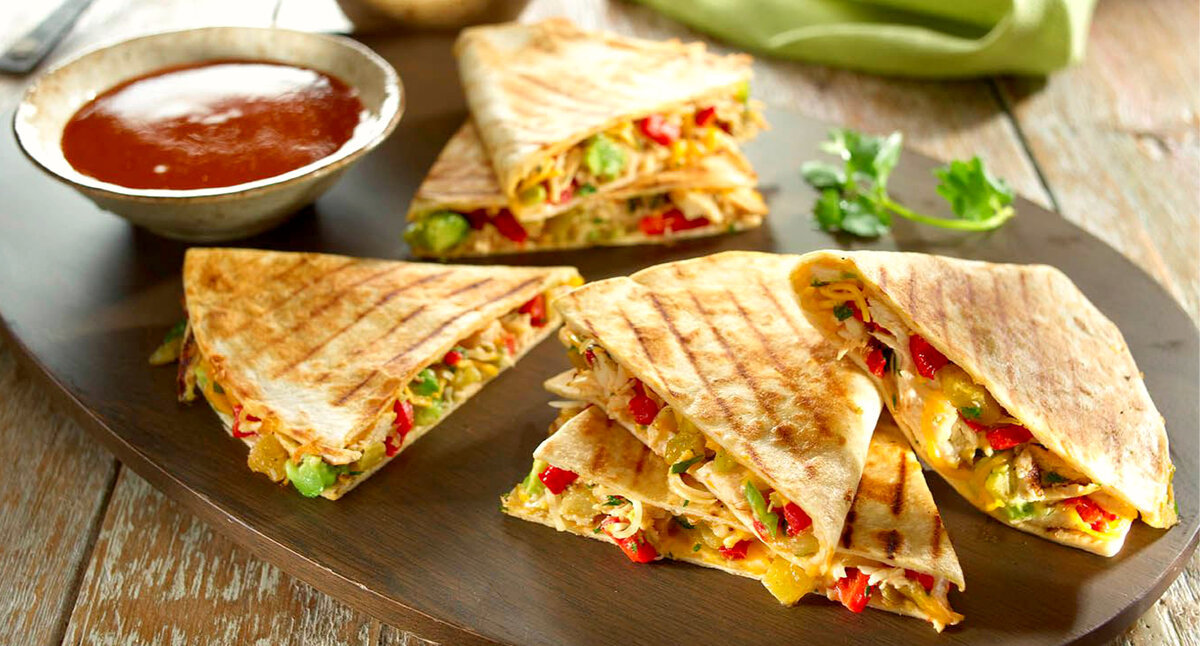 Начинки для тортильи. Интересный способ завернуть начинку в тортилью. смотреть онлайн