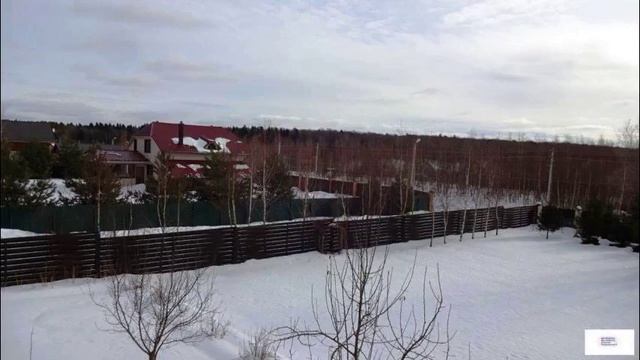Срочно продаю новый коттедж 250 кв. м на уч. 2... смотреть онлайн