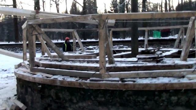 Монтаж уникальной конструкции для демонтажа и монтажа механизмов фонтана смотреть онлайн