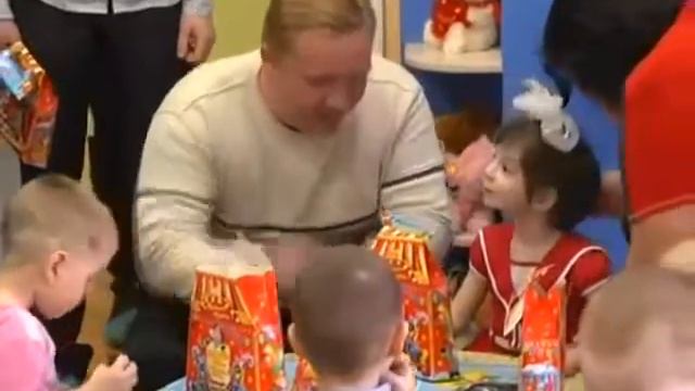 Акция автоклуба В2К "Сделай детям Новый Год Краше" смотреть онлайн