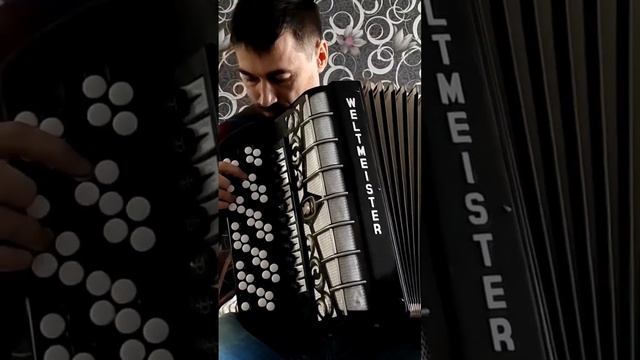 #баян выйду в поле с конем -любэ смотреть онлайн