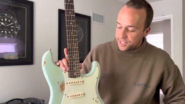 My Daphne Blue Relic Strat смотреть онлайн