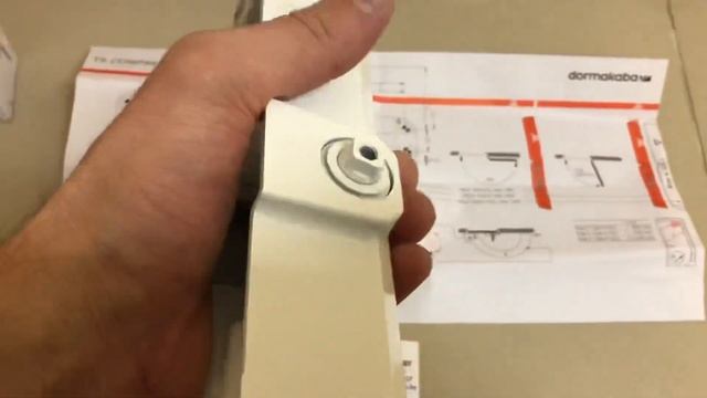 Доводчик дверной DORMA TS Compakt (20-120 кг) белый, гидравлический в СНАБМИНСК смотреть онлайн