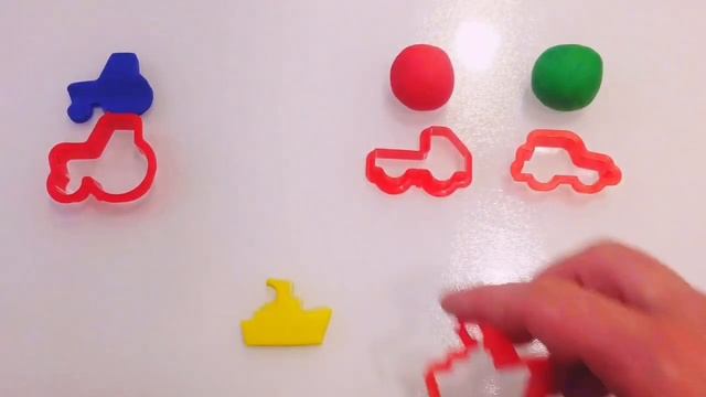 Learning colors. Playing with clay. Изучаем цвета, играем с пластилином.