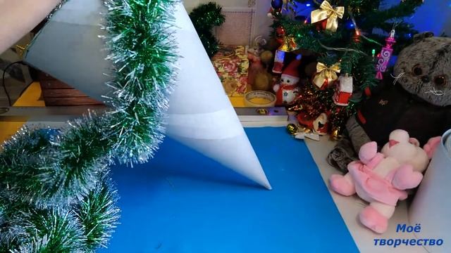 Новогодняя ёлочка из мишуры смотреть онлайн