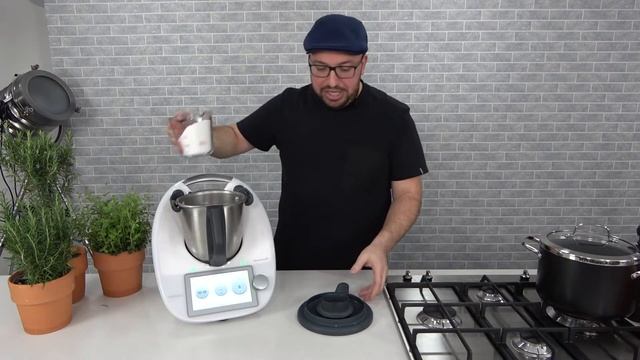 Make Icing sugar with your Thermomix TM6 - Chef Junior Menezes смотреть онлайн