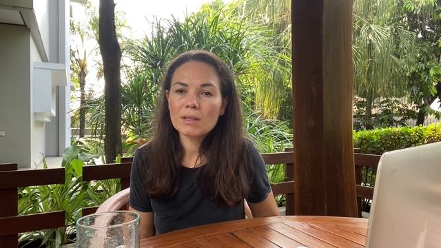 Вся правда о моей жизни в Джакарте. А Бали откроют когда? смотреть онлайн