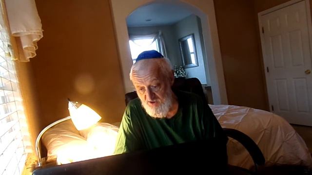 Я люблю Иисуса если бы я увидел его бросился бы к нему обнял бы его?(N/P) смотреть онлайн