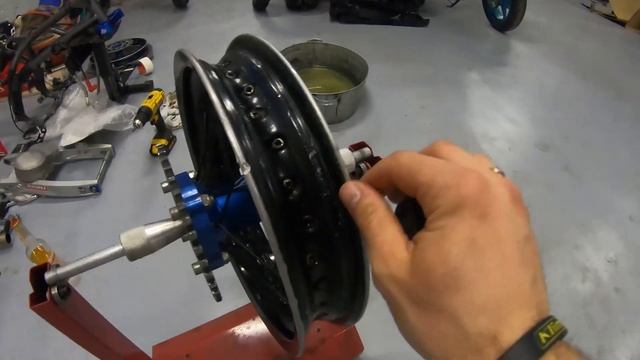 КАК ДОЛЖЕН ОБСЛУЖИВАТЬСЯ ПИТБАЙК | ПЕРЕОБУЛСЯ НА КРУТУЮ РЕЗИНУ | ЧТО С ДВИГАТЕЛЕМ | НАЧИНАЮ СБОРКУ смотреть онлайн